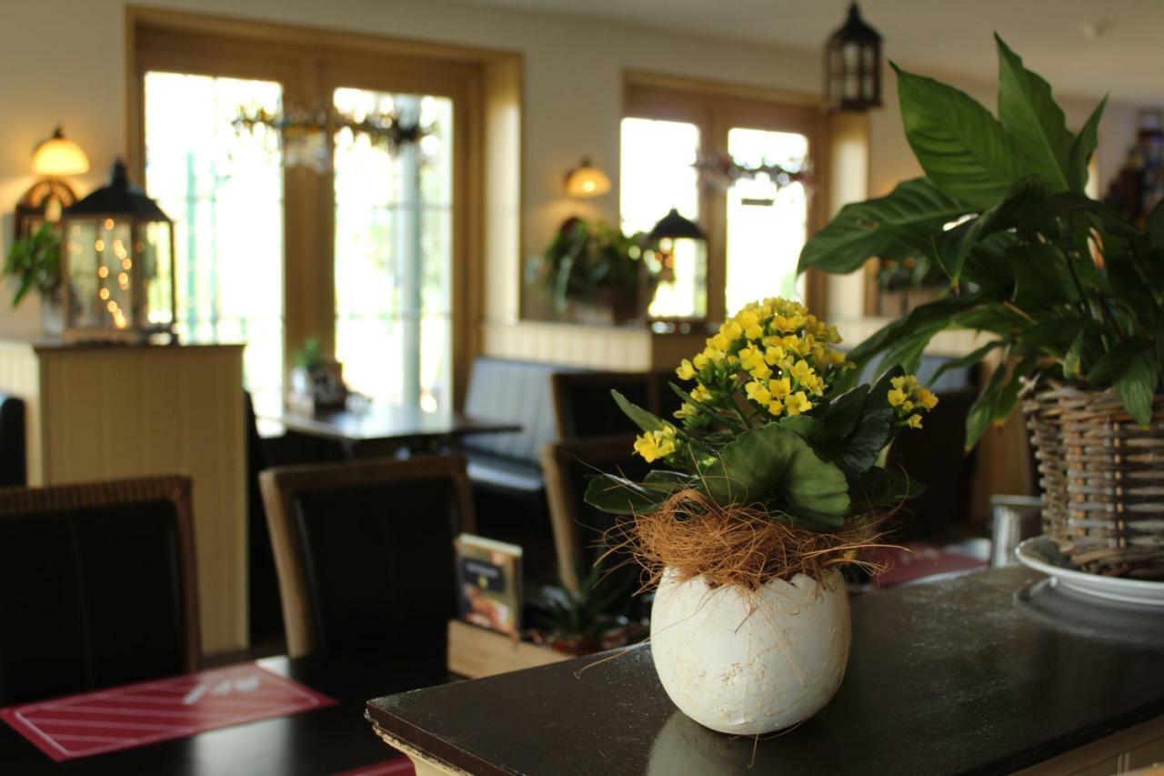 De Brabantse Biesbosch Hotel Werkendam Eksteriør billede